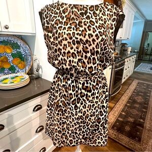 H & M Womens Leopard Mini Dress Size 8 Faux Wrap Cap Sleeve Classic Work Teacher